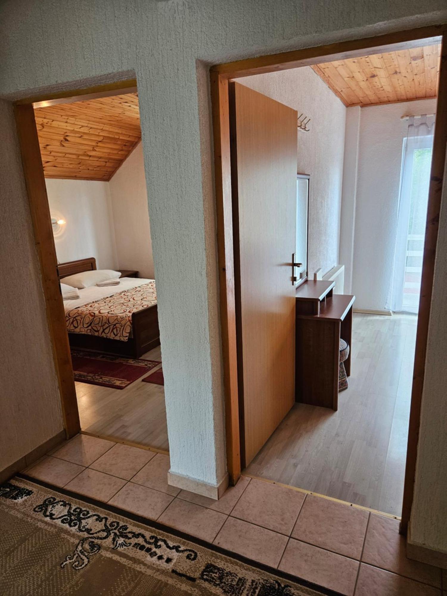 Apartman Mile - Holiday House Smoljanac Exterior foto
