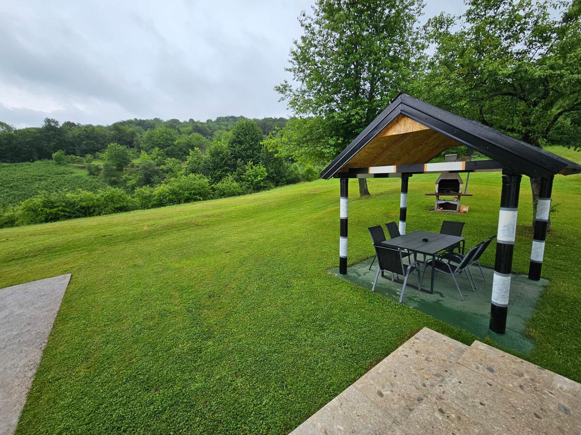 Apartman Mile - Holiday House Smoljanac Exterior foto