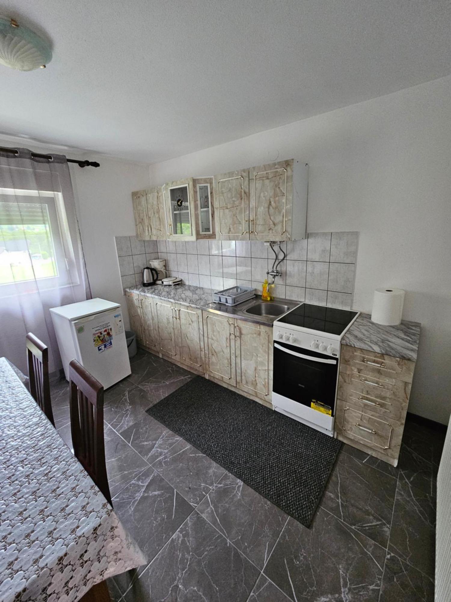 Apartman Mile - Holiday House Smoljanac Exterior foto