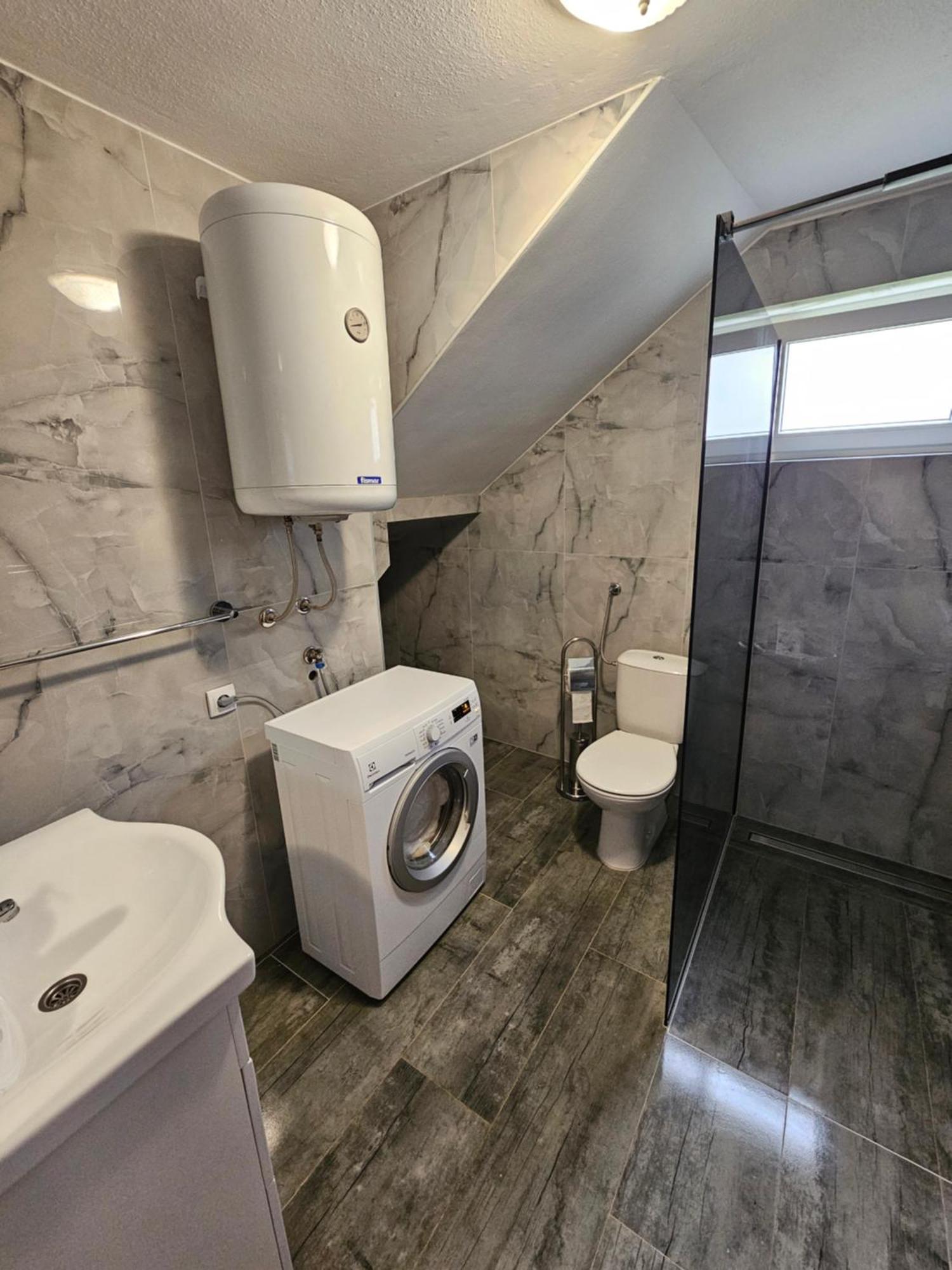 Apartman Mile - Holiday House Smoljanac Exterior foto