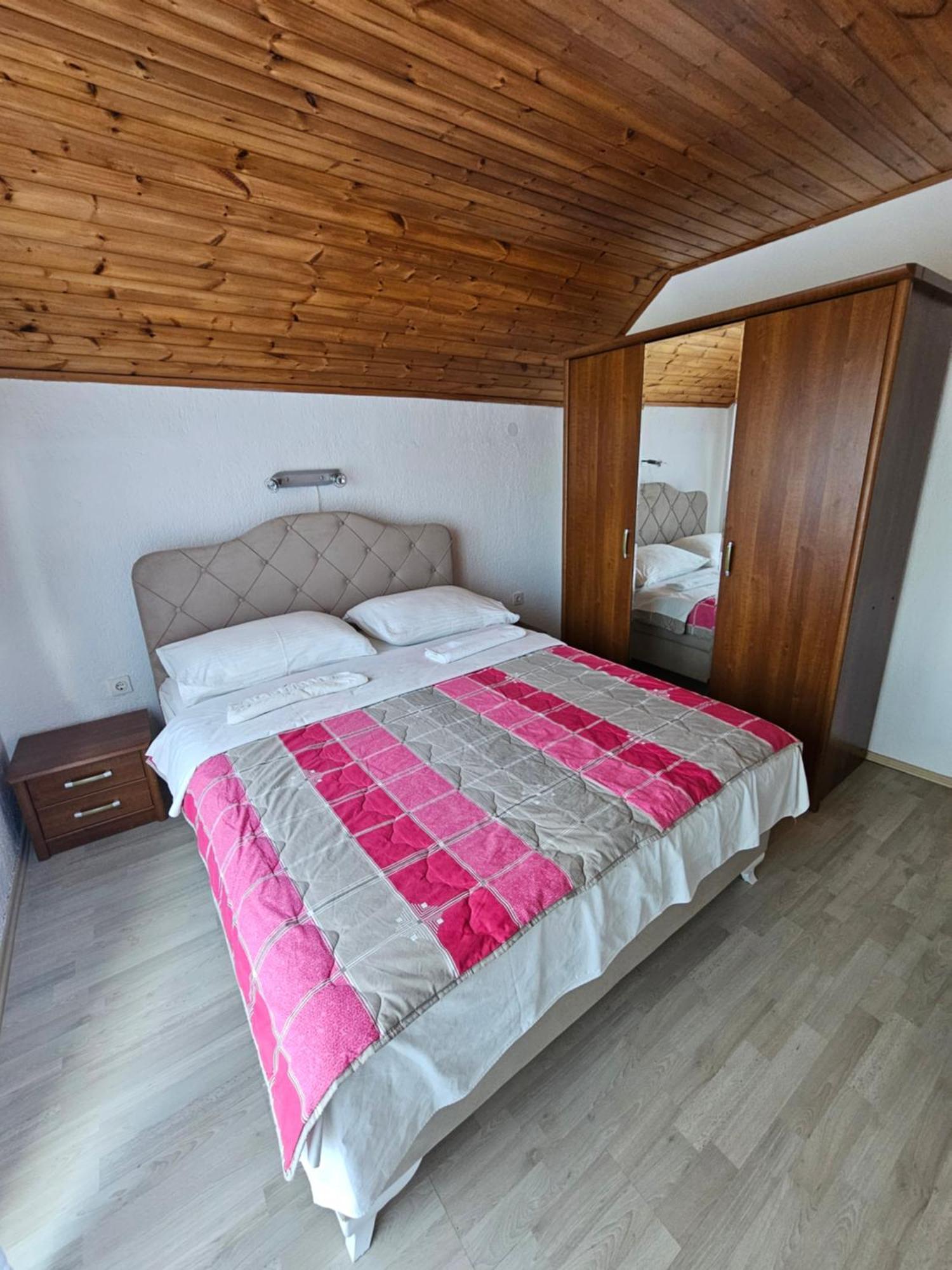 Apartman Mile - Holiday House Smoljanac Exterior foto